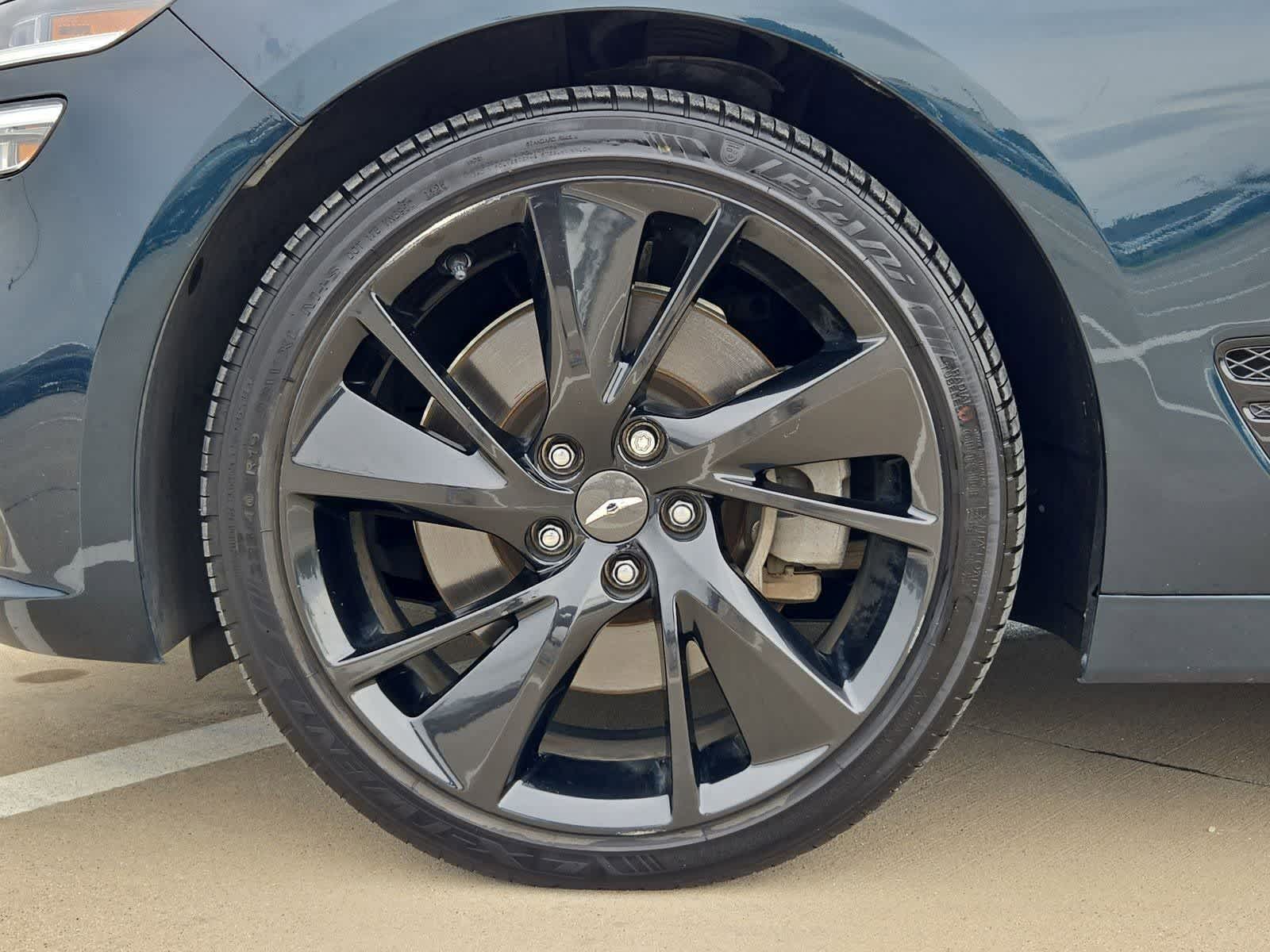 Thumbnail: 2023 Genesis G70 - 12