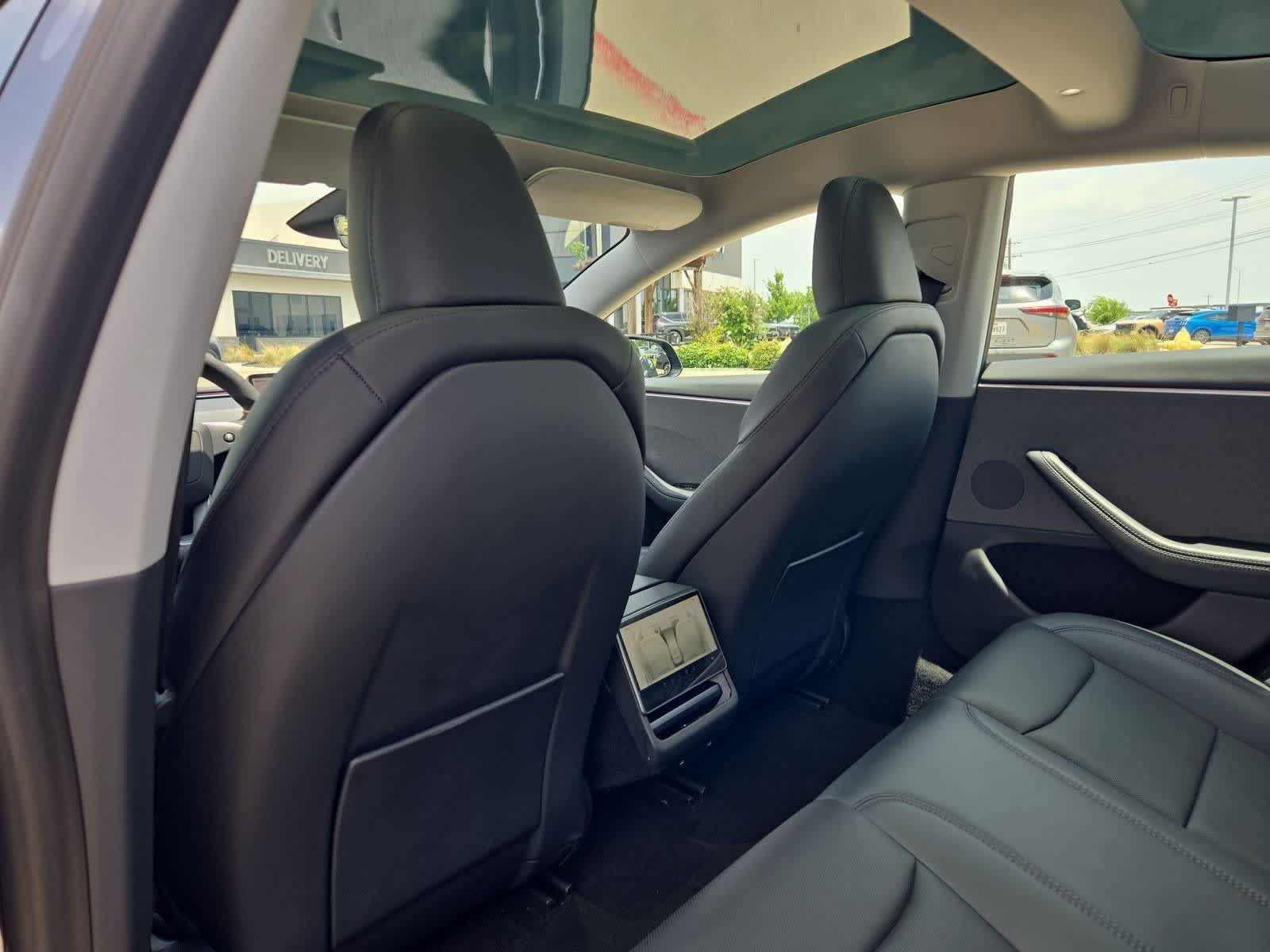 Thumbnail: 2025 Tesla Model 3 - 15