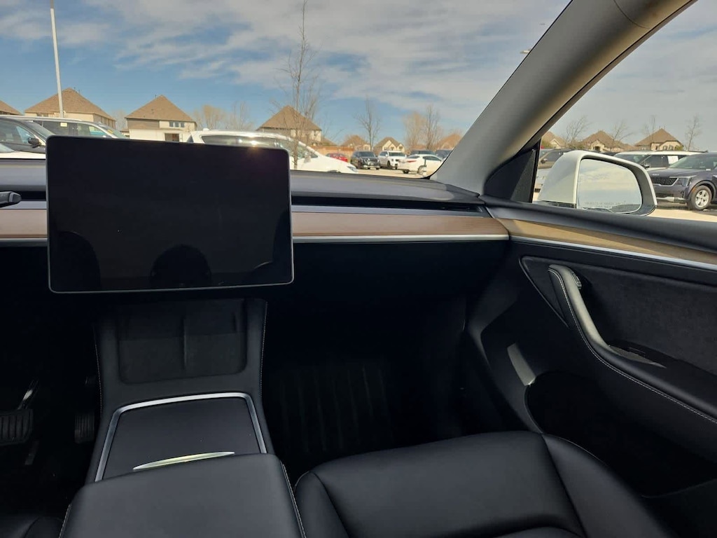 Used 2023 Tesla Model Y Long Range SUV