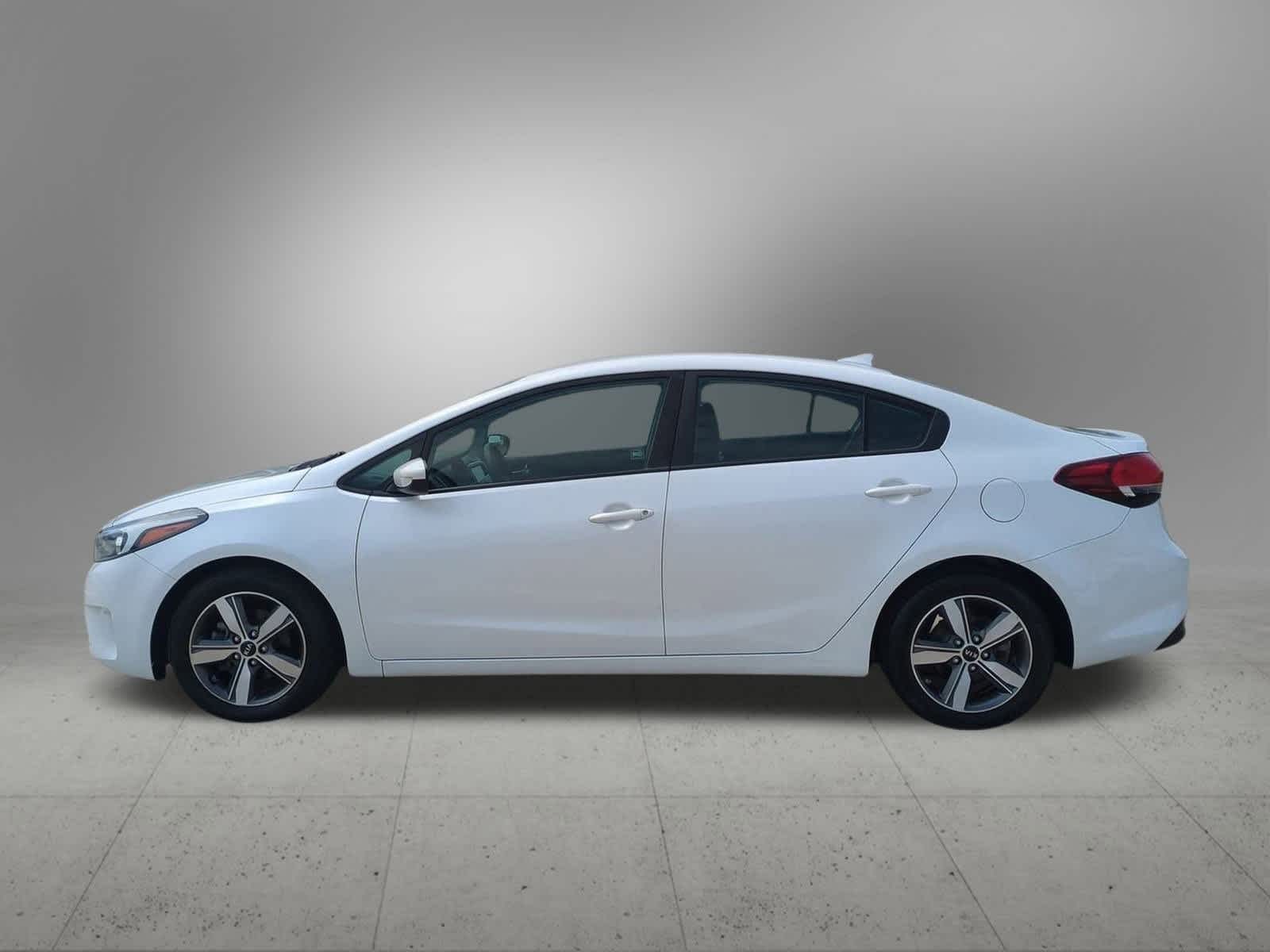 Thumbnail: 2018 Kia Forte - 3