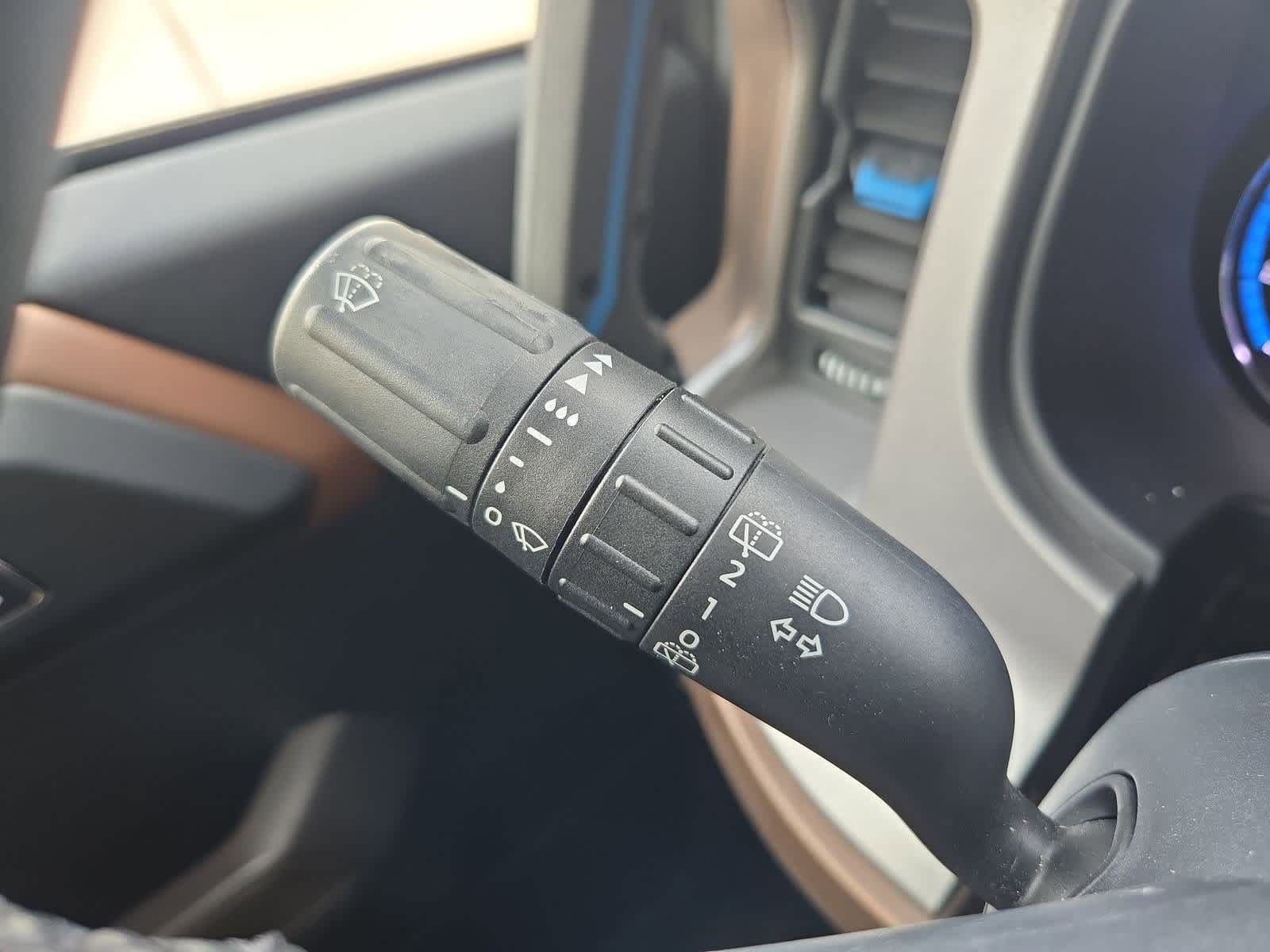 Thumbnail: 2023 Ford Bronco - 25