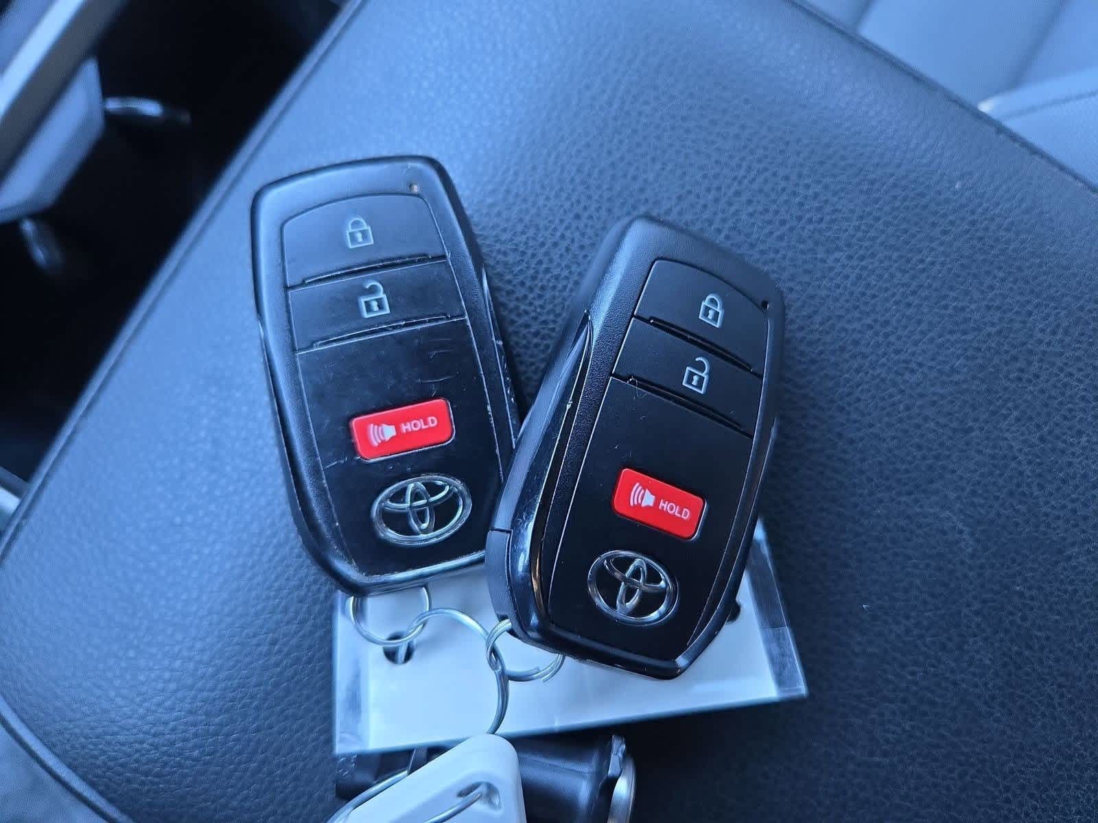 Thumbnail: 2024 Toyota Tacoma - 33