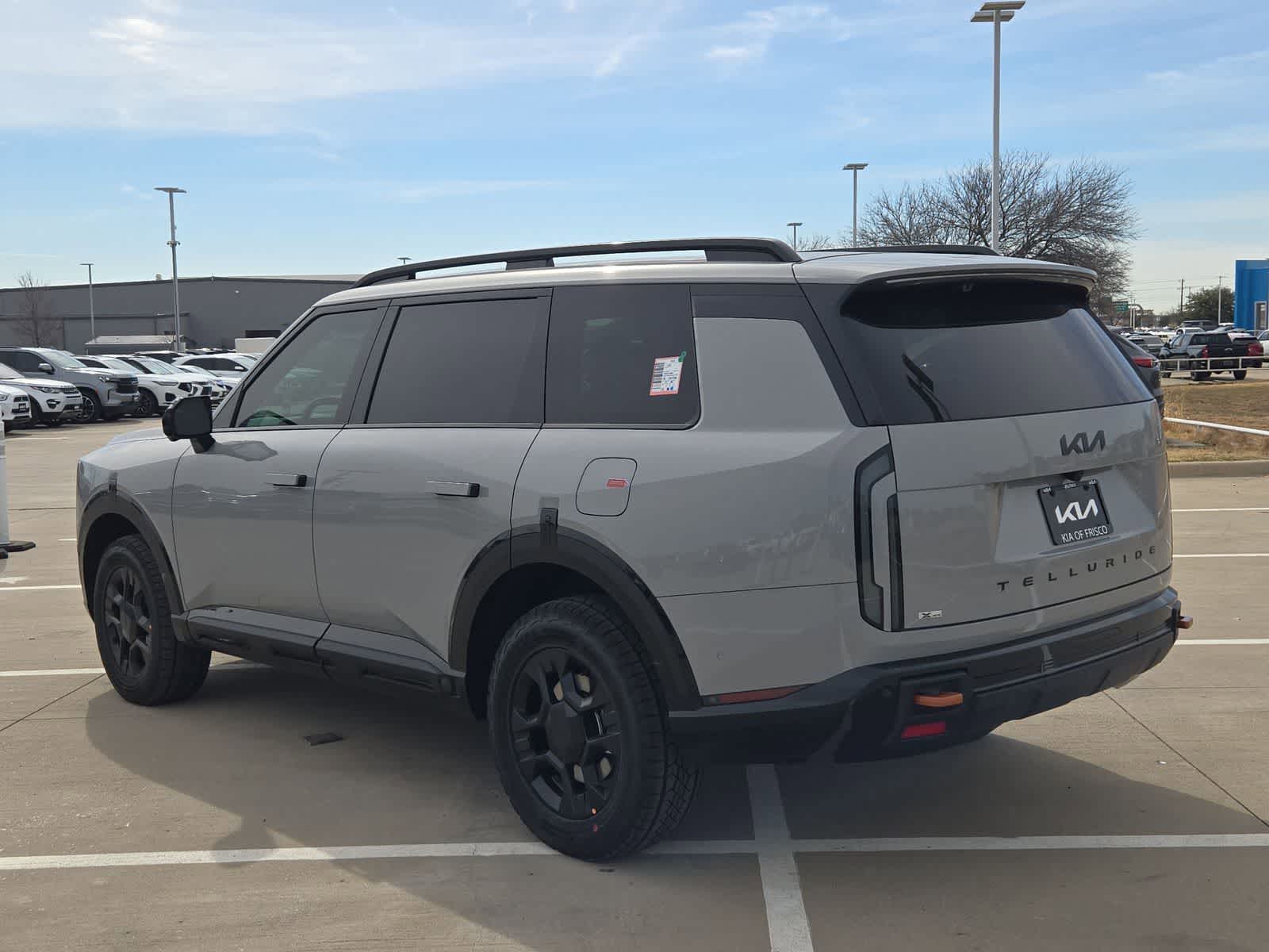 Thumbnail: 2027 Kia Telluride - 4