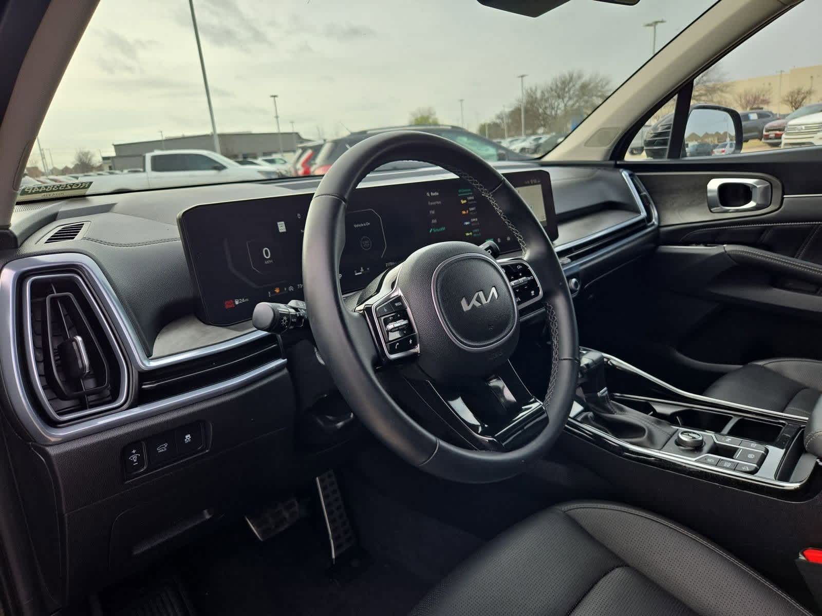 Thumbnail: 2024 Kia Sorento - 2