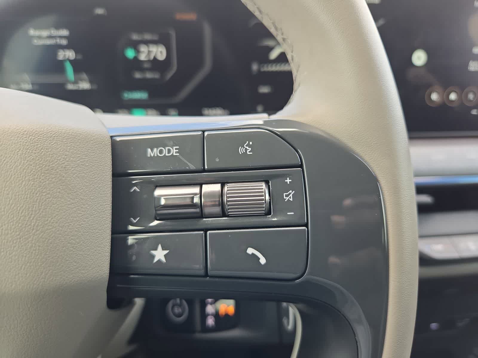 Thumbnail: 2024 Kia EV9 - 25
