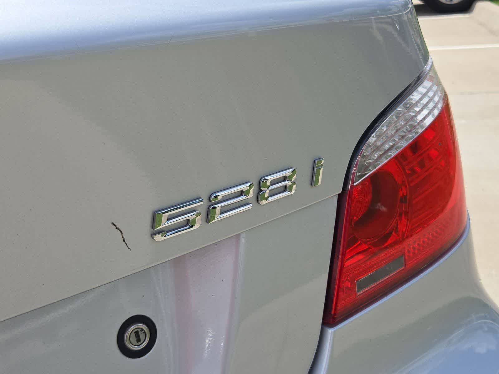 Thumbnail: 2009 BMW 5 Series - 11