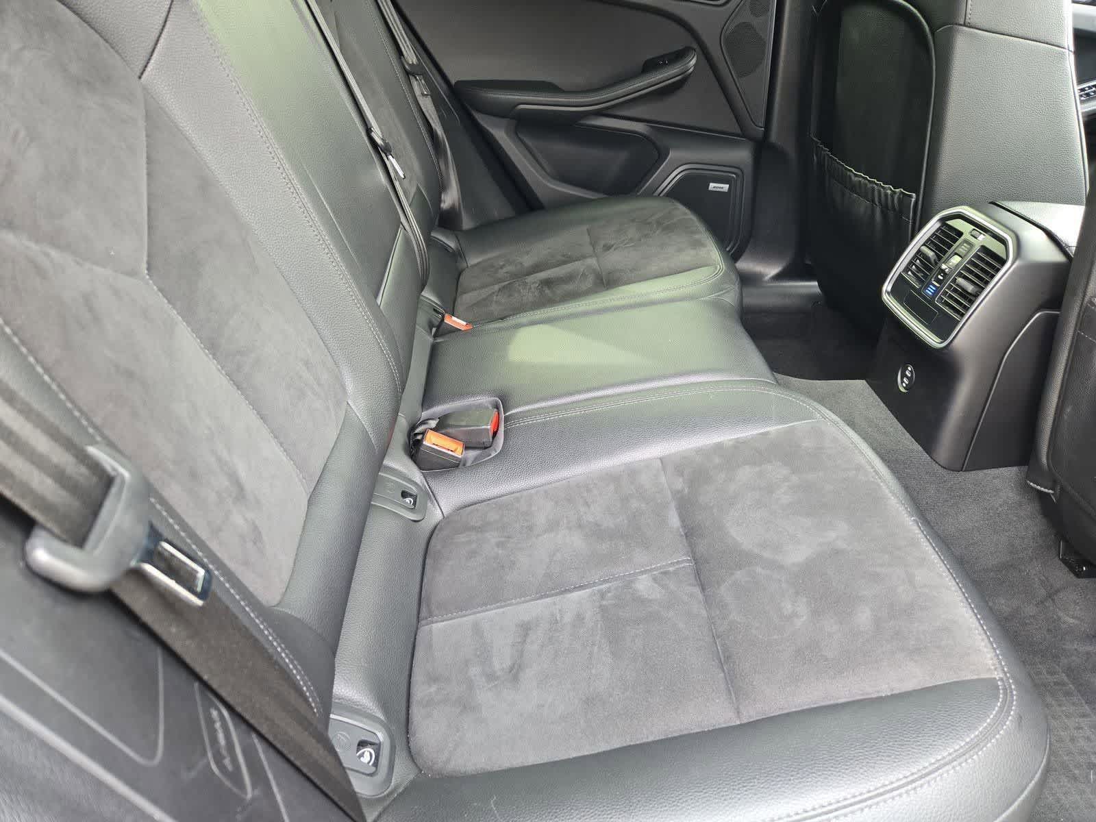 Thumbnail: 2020 Porsche Macan - 18