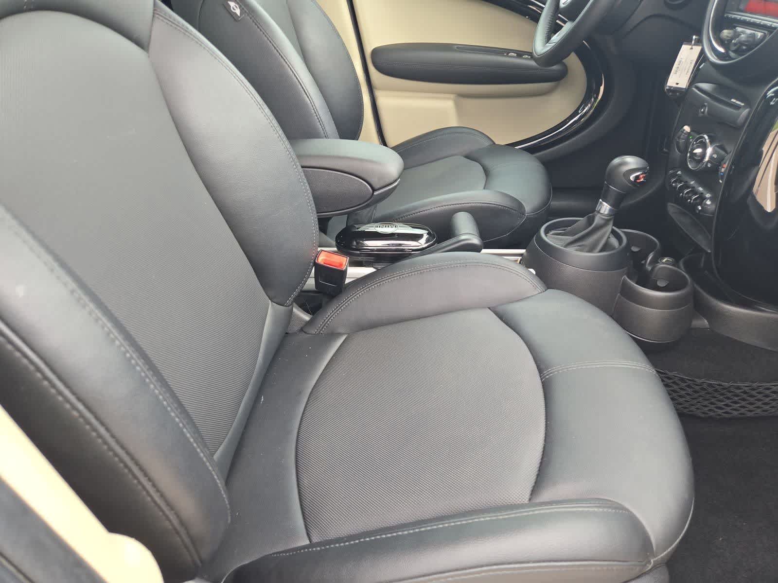 Thumbnail: 2014 MINI Cooper Countryman - 20