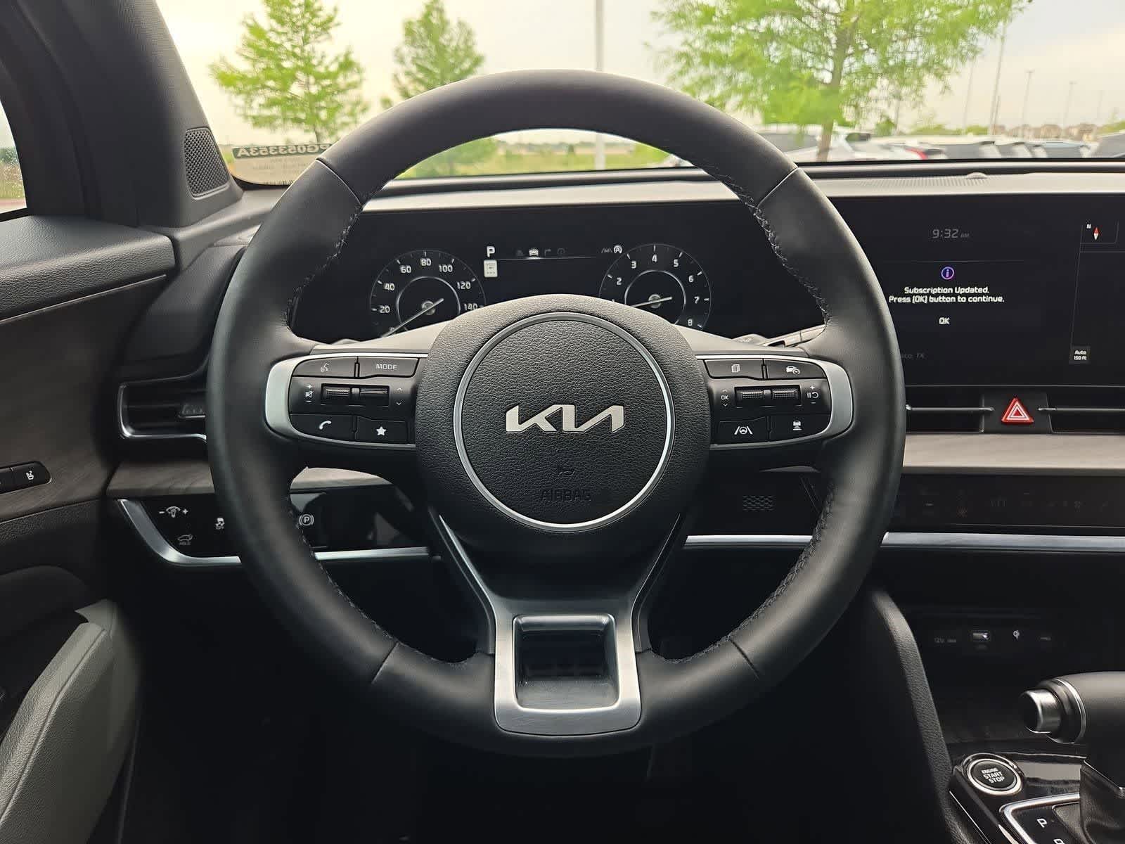 Thumbnail: 2023 Kia Sportage - 23