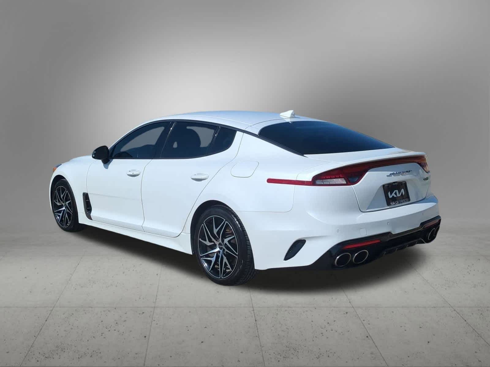 Thumbnail: 2022 Kia Stinger - 4