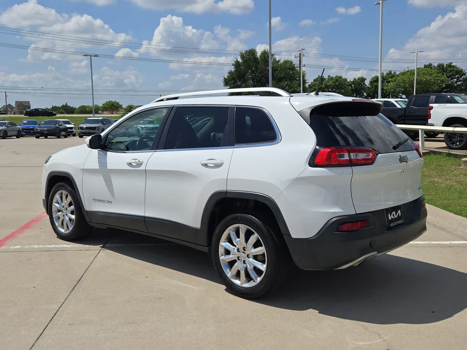 Thumbnail: 2017 Jeep Cherokee - 4