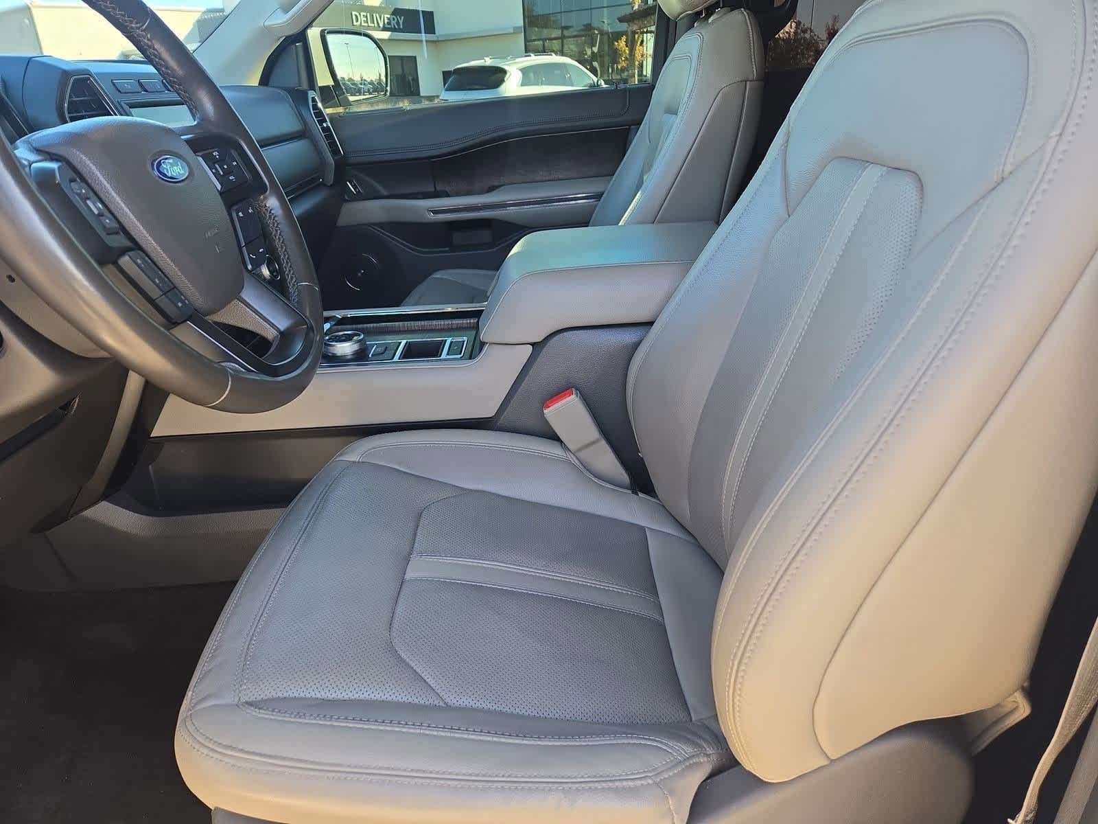 Thumbnail: 2019 Ford Expedition - 16