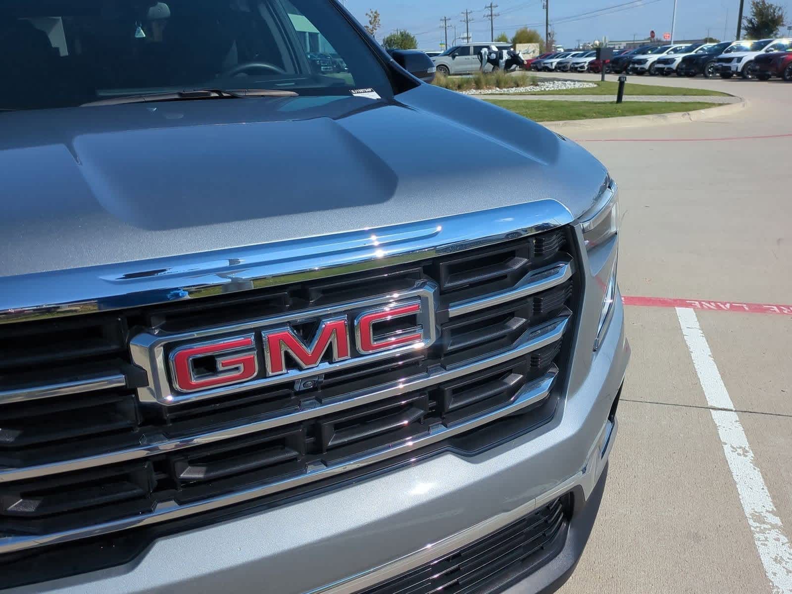 Thumbnail: 2025 GMC Acadia - 10