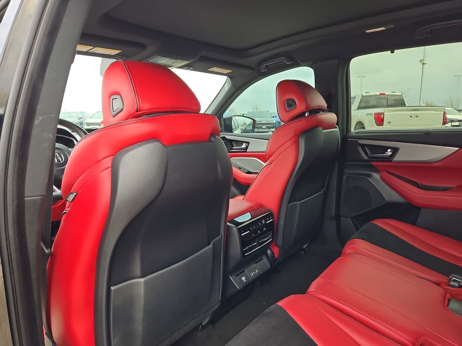 Thumbnail: 2023 Acura MDX - 17