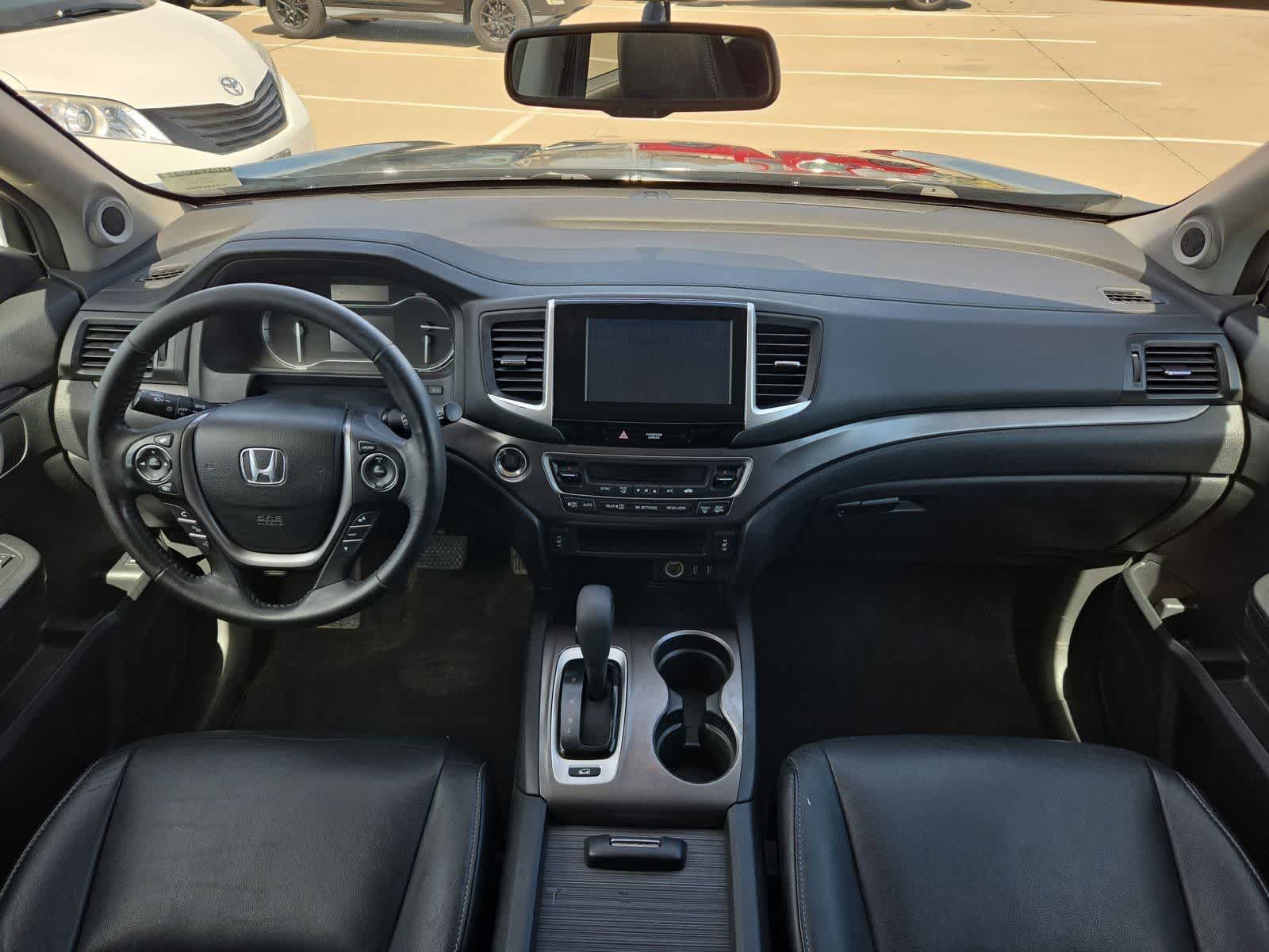 Thumbnail: 2016 Honda Pilot - 14