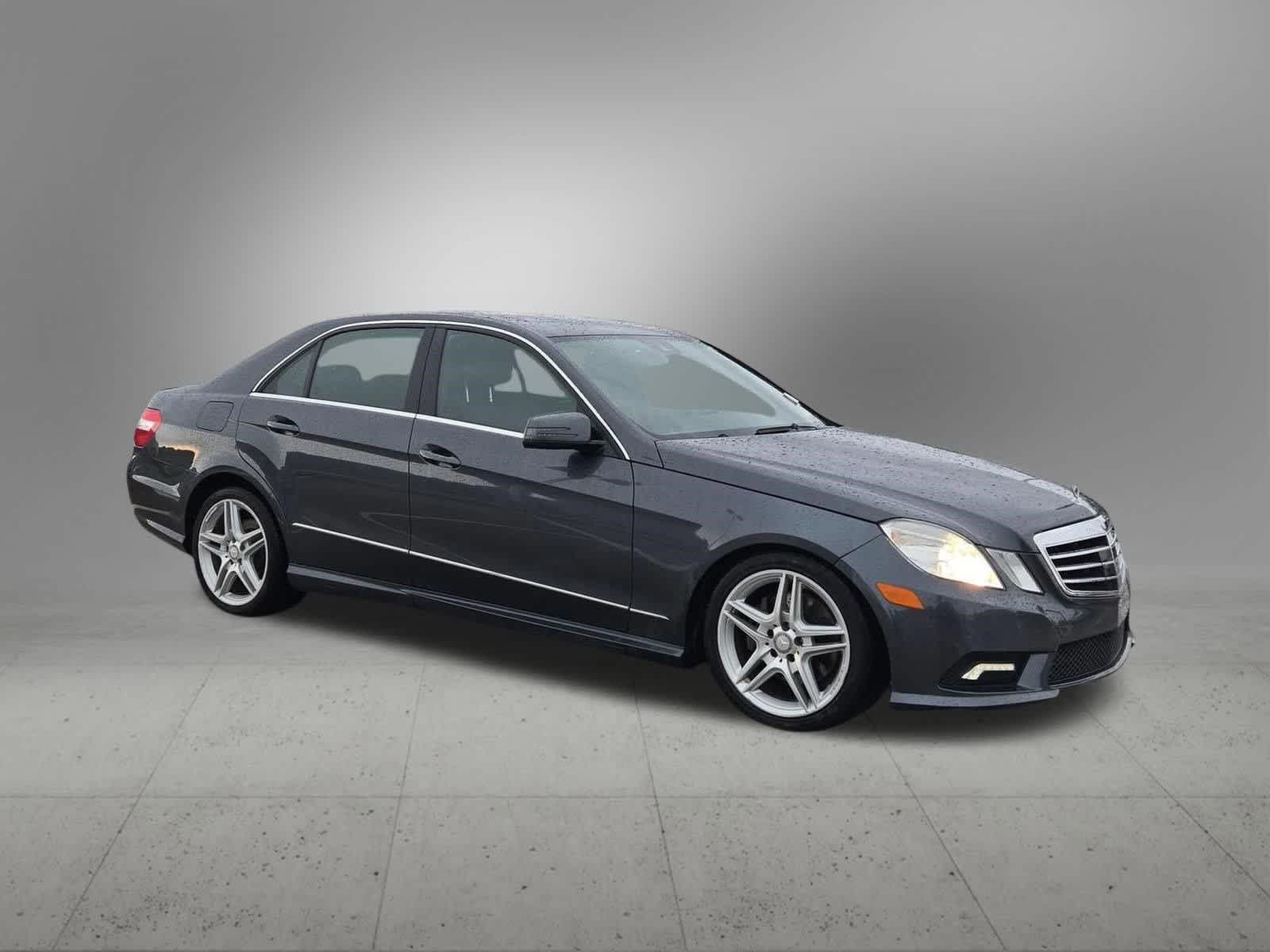 Thumbnail: 2011 Mercedes-Benz E-Class - 8