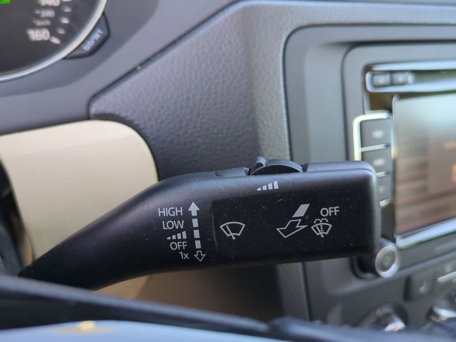 Thumbnail: 2015 Volkswagen Jetta - 25