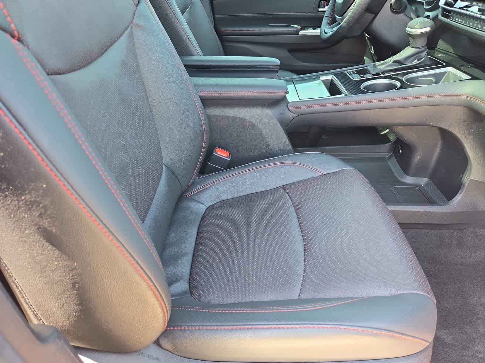 Thumbnail: 2025 Toyota Sienna - 21