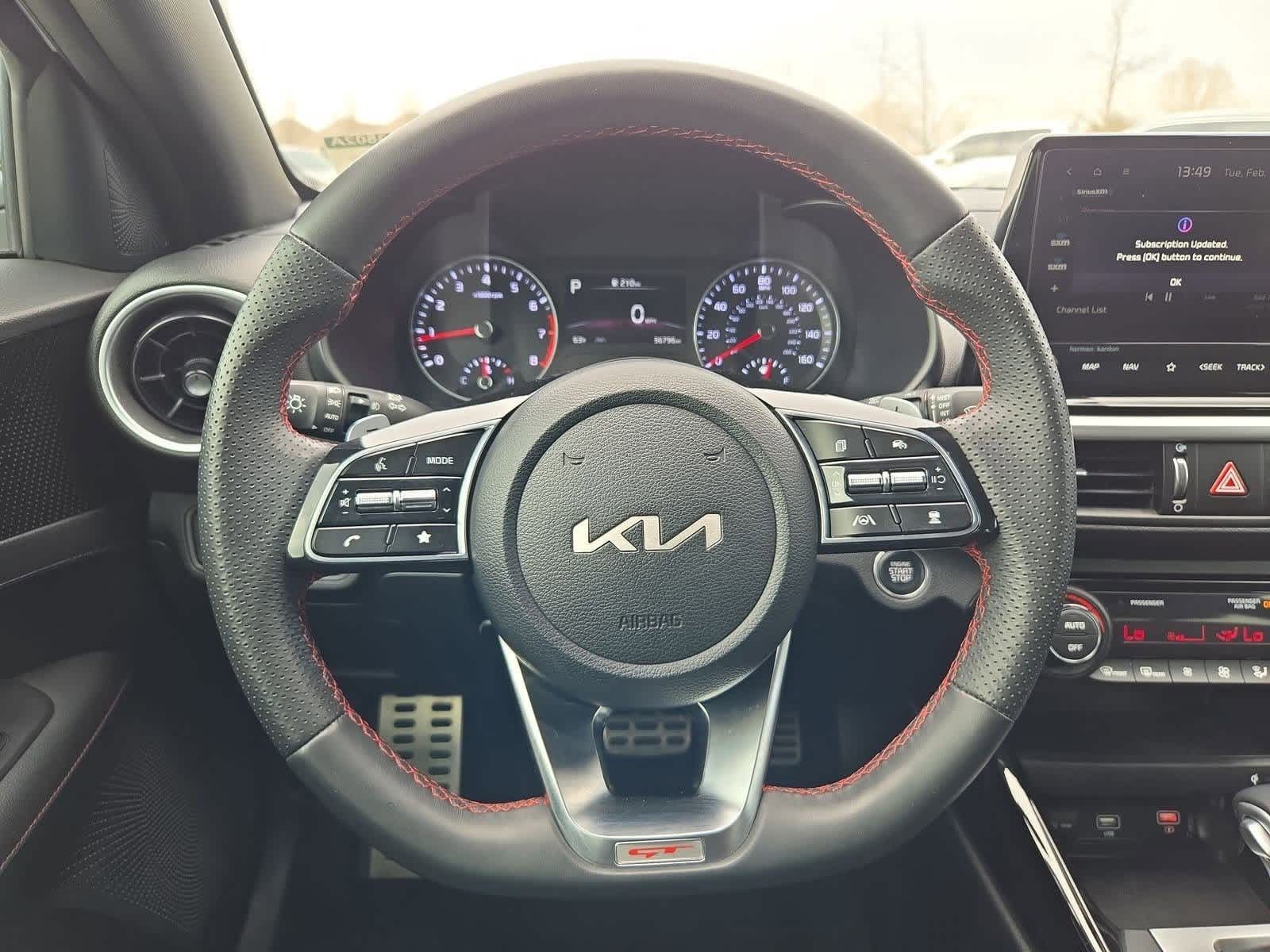 Thumbnail: 2023 Kia Forte - 23