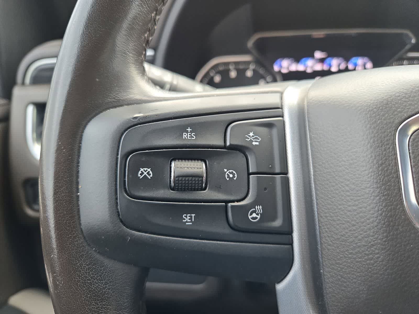 Thumbnail: 2021 GMC Yukon XL - 24