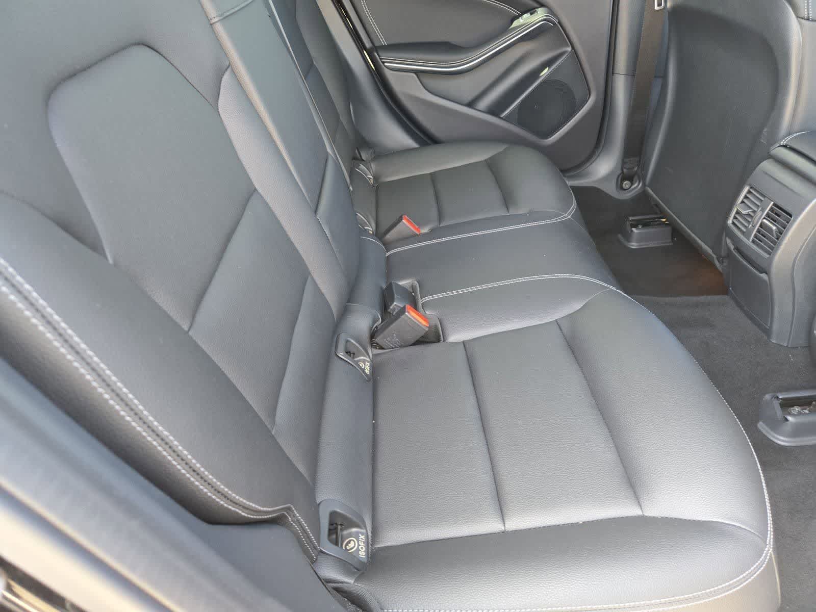 Thumbnail: 2019 Mercedes-Benz GLA - 19