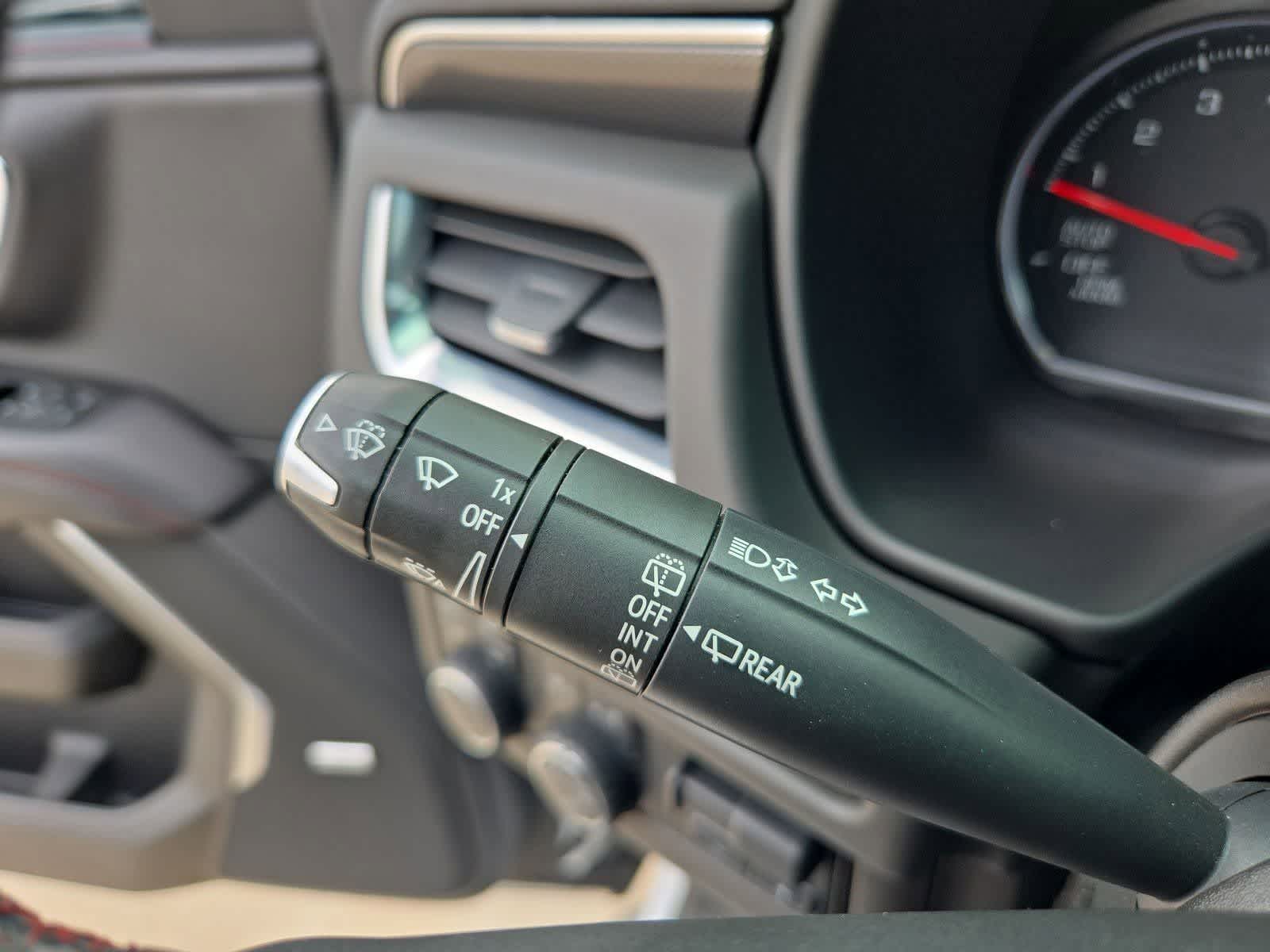 Thumbnail: 2021 Chevrolet Tahoe - 25