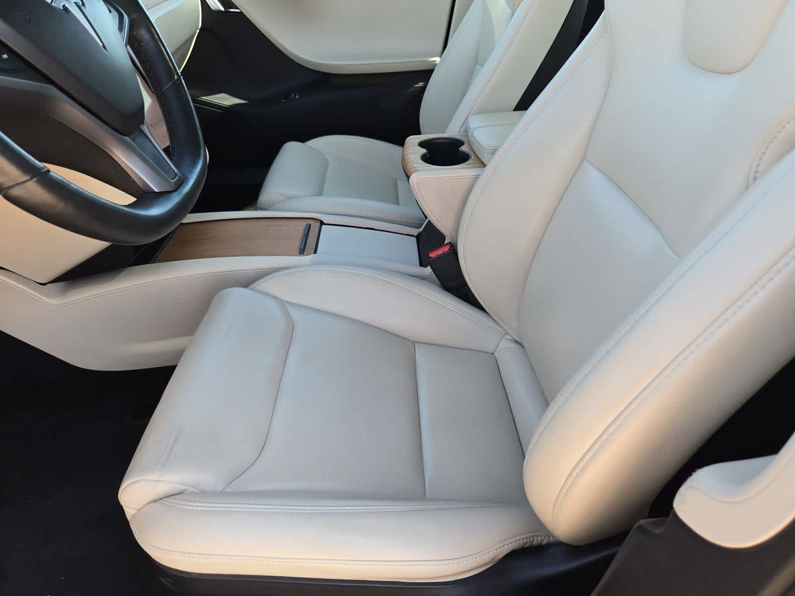 Thumbnail: 2020 Tesla Model S - 14