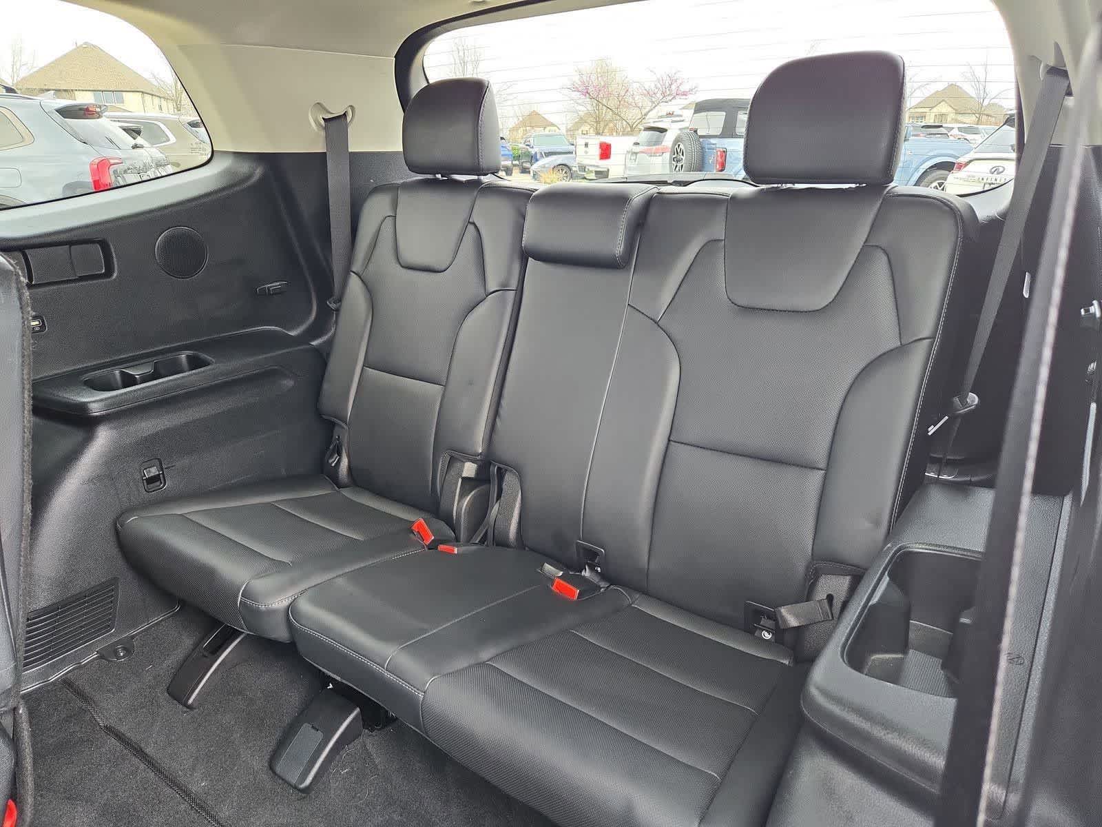 Thumbnail: 2021 Kia Telluride - 38