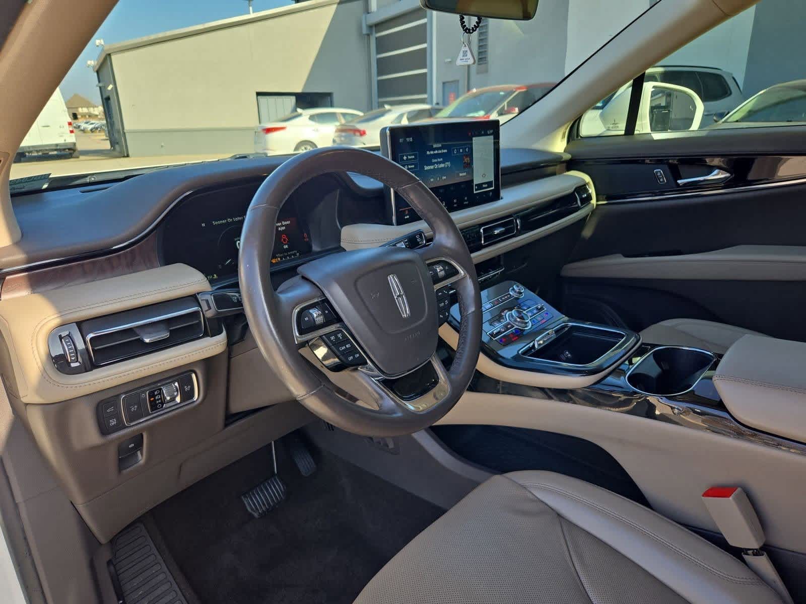 Thumbnail: 2022 Lincoln Nautilus - 2