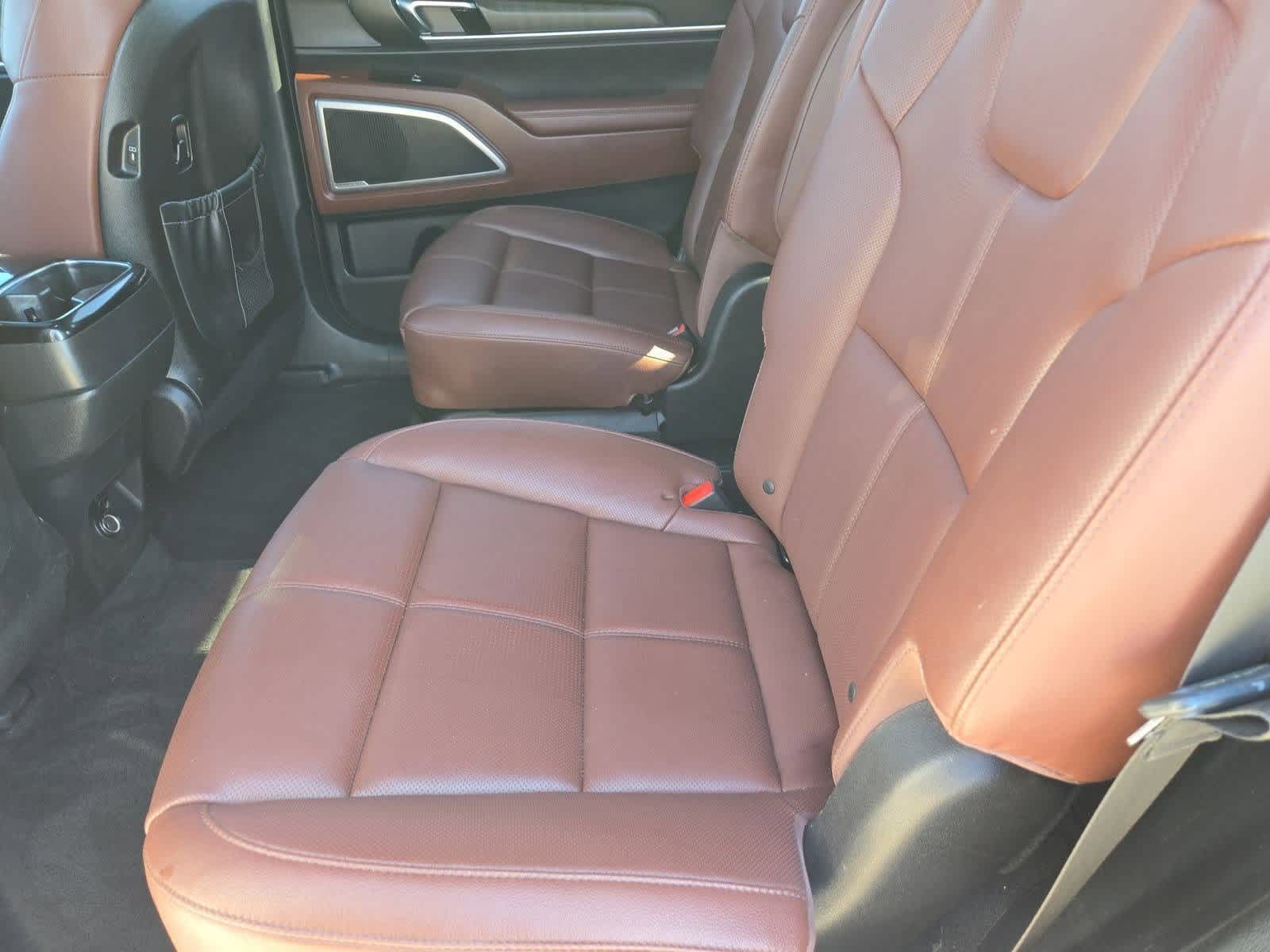 Thumbnail: 2024 Kia Telluride - 18