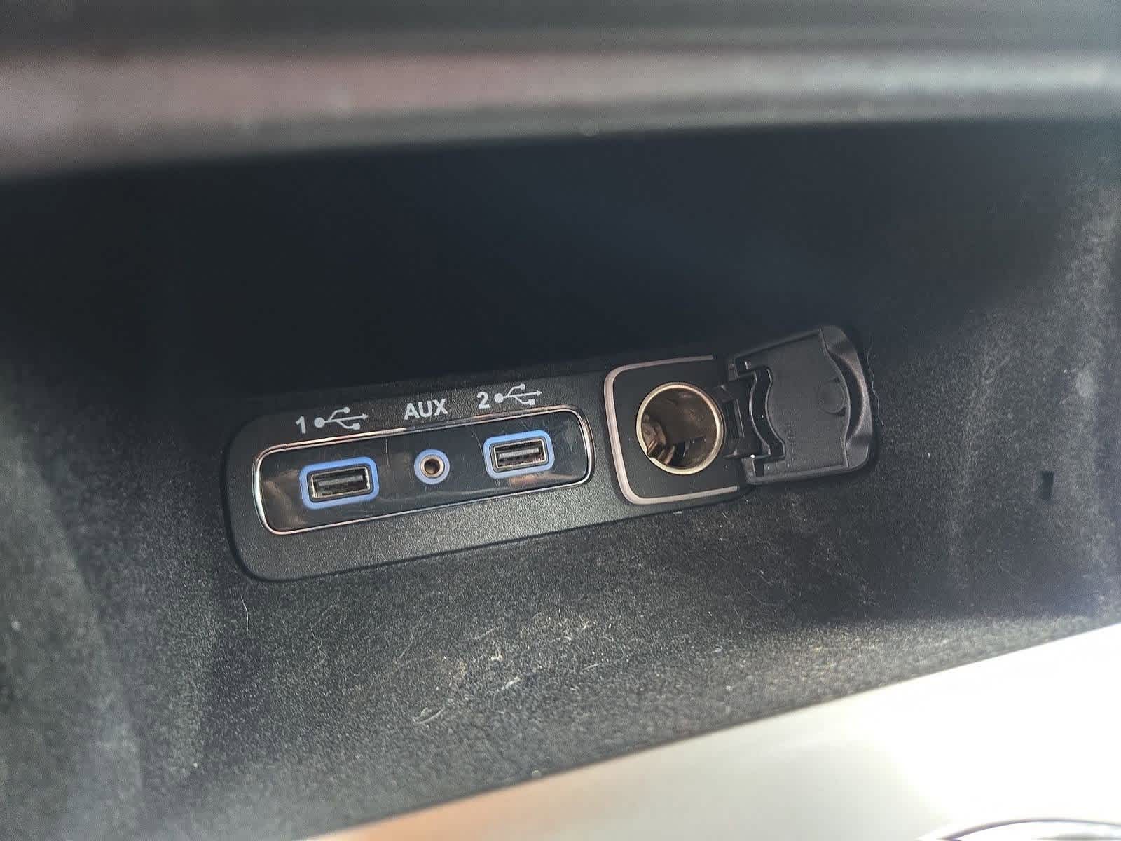 Thumbnail: 2019 Jeep Grand Cherokee - 32