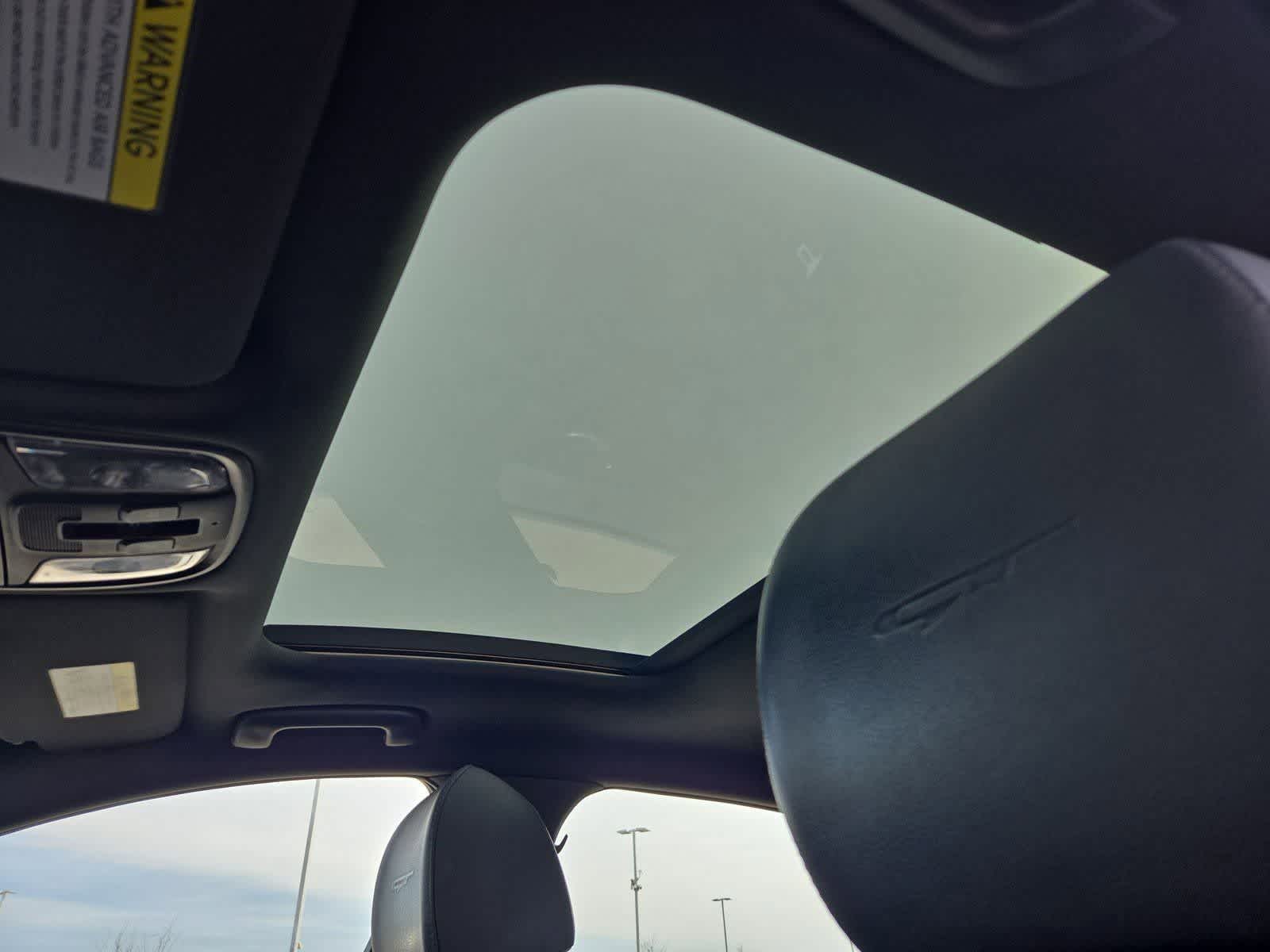 Thumbnail: 2019 Kia Stinger - 17