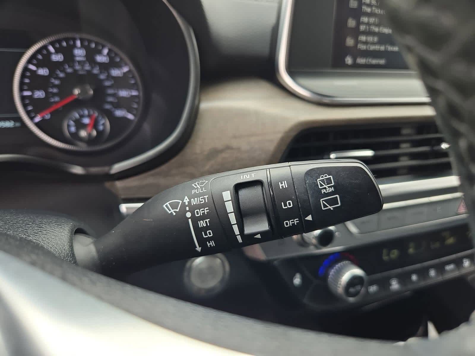 Thumbnail: 2021 Kia Telluride - 25