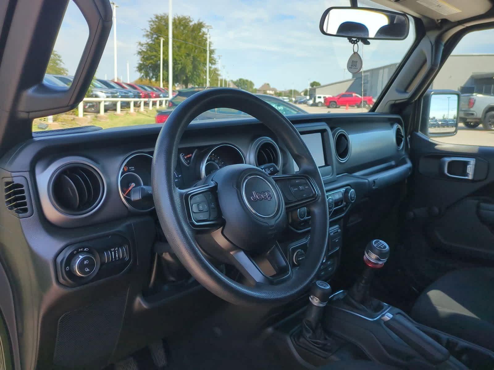 Thumbnail: 2022 Jeep Gladiator - 2