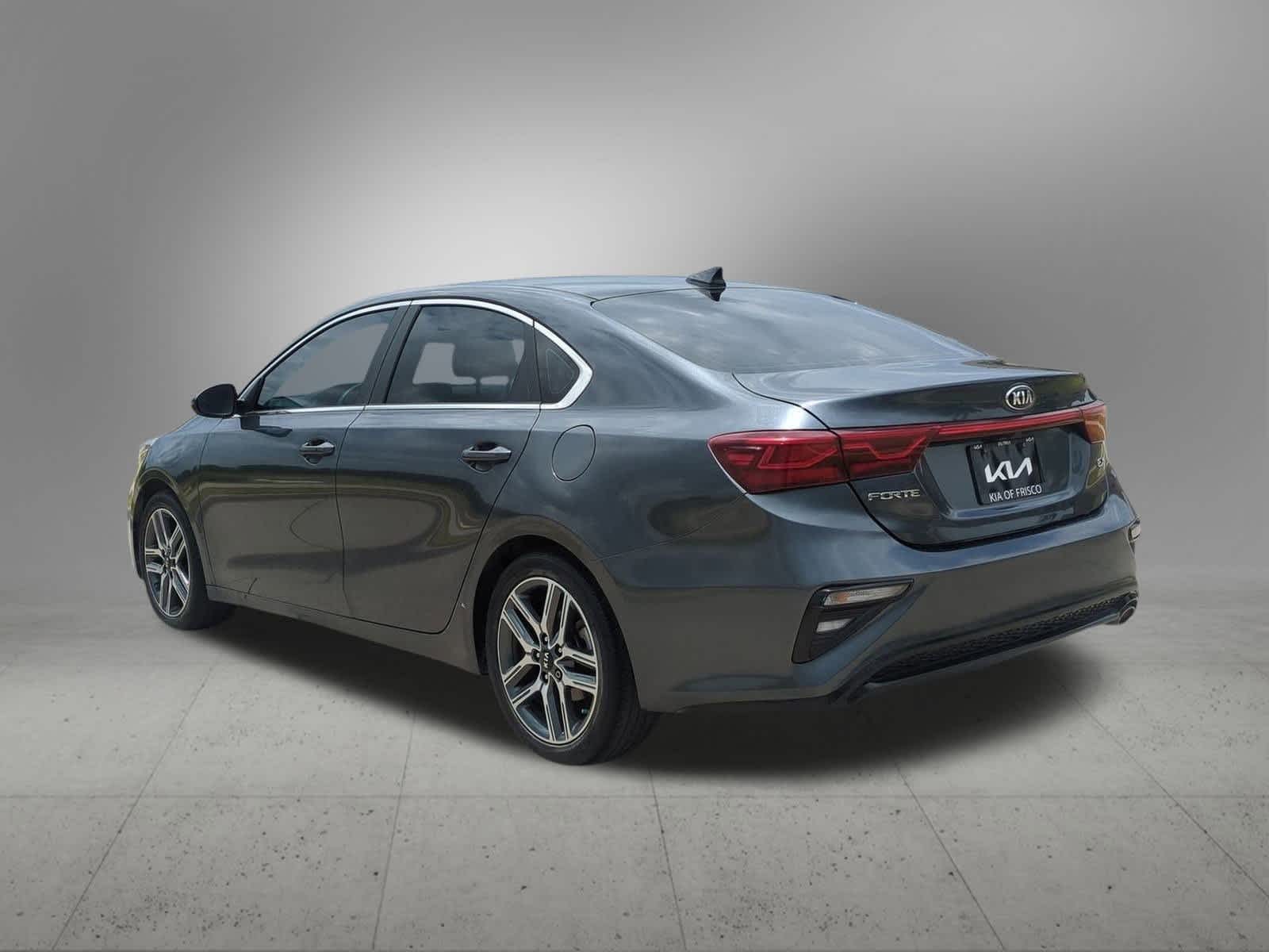 Thumbnail: 2021 Kia Forte - 4
