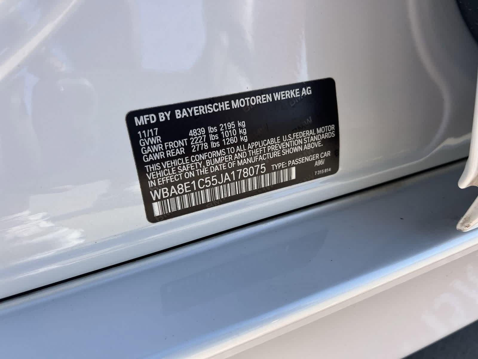 Thumbnail: 2018 BMW 3 Series - 43