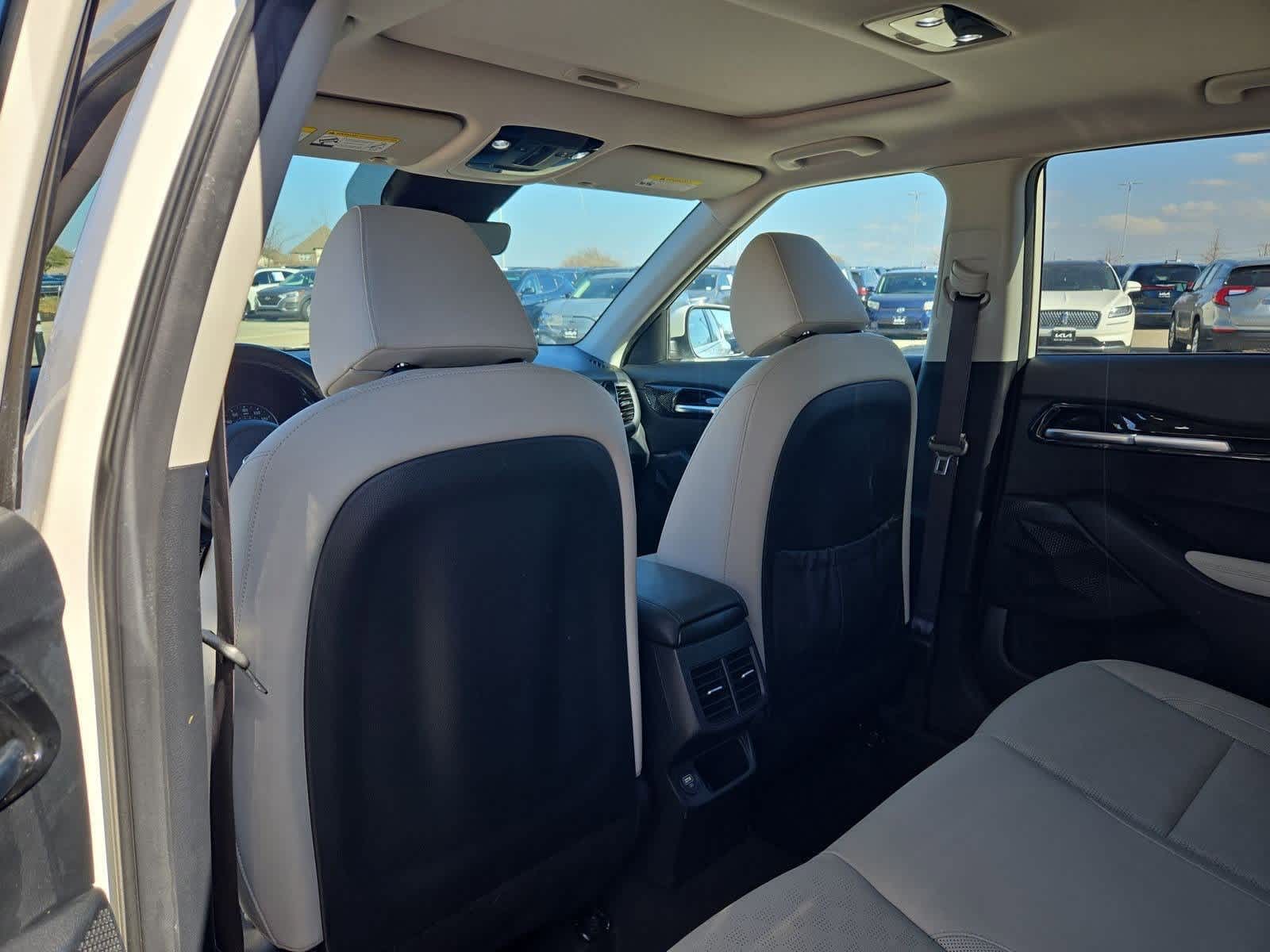 Thumbnail: 2021 Kia Seltos - 17