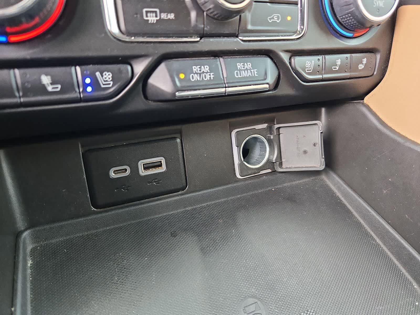 Thumbnail: 2021 Chevrolet Tahoe - 29