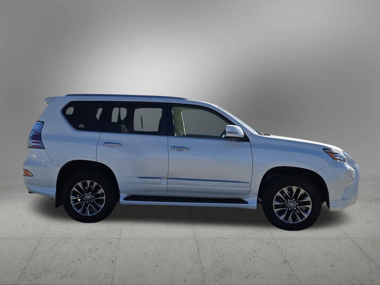 Thumbnail: 2019 Lexus GX - 7
