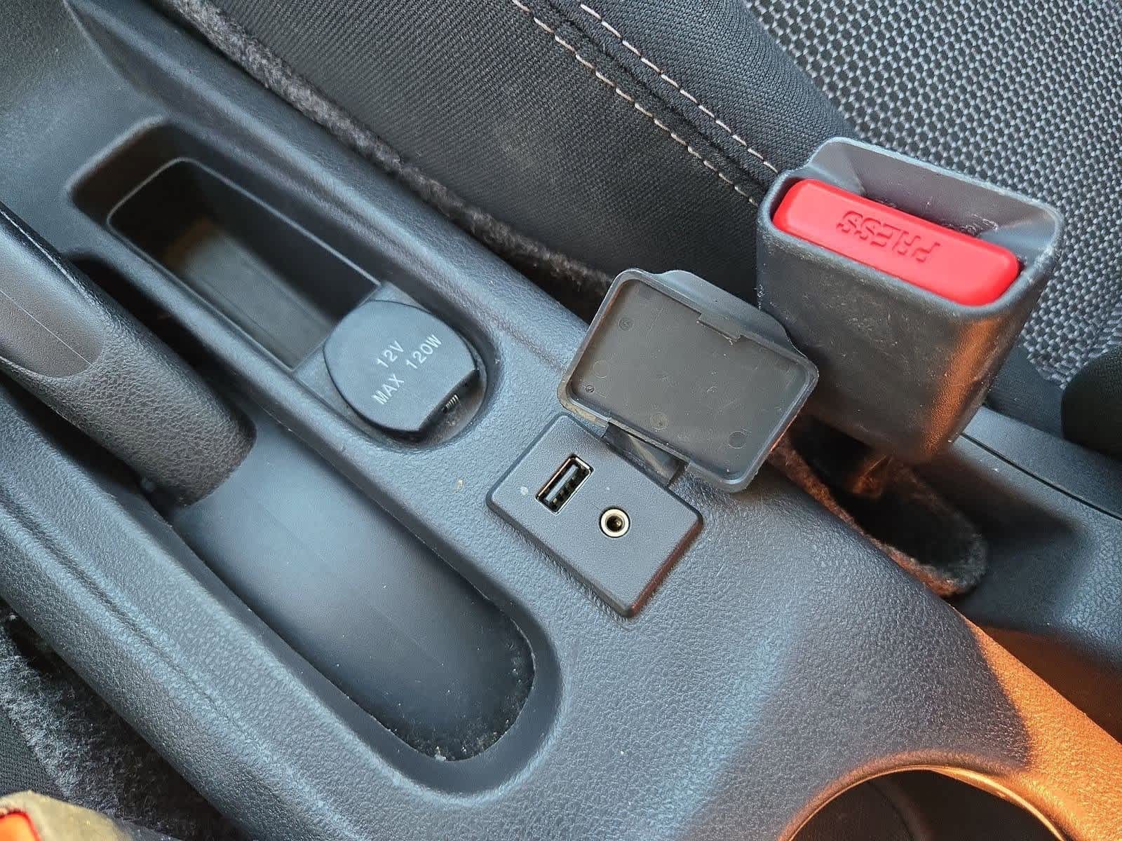 Thumbnail: 2016 Nissan Versa - 27