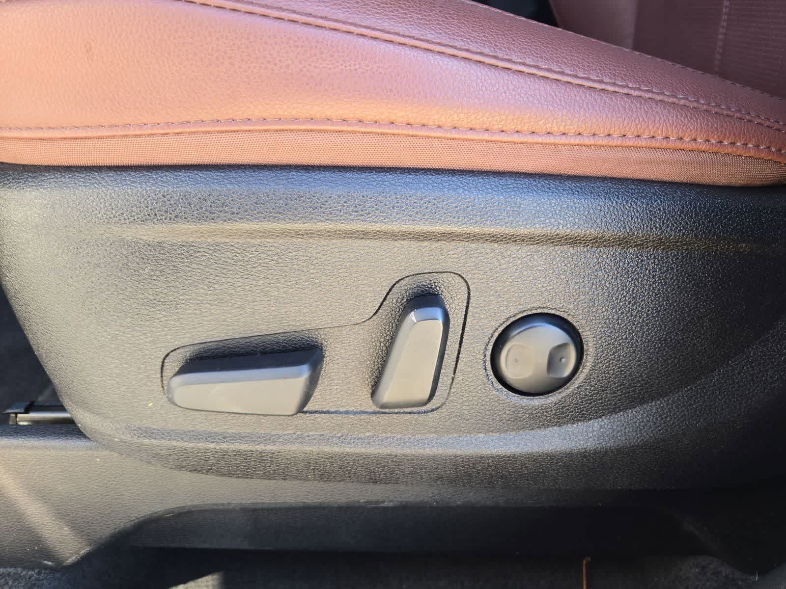 Thumbnail: 2024 Kia Telluride - 15