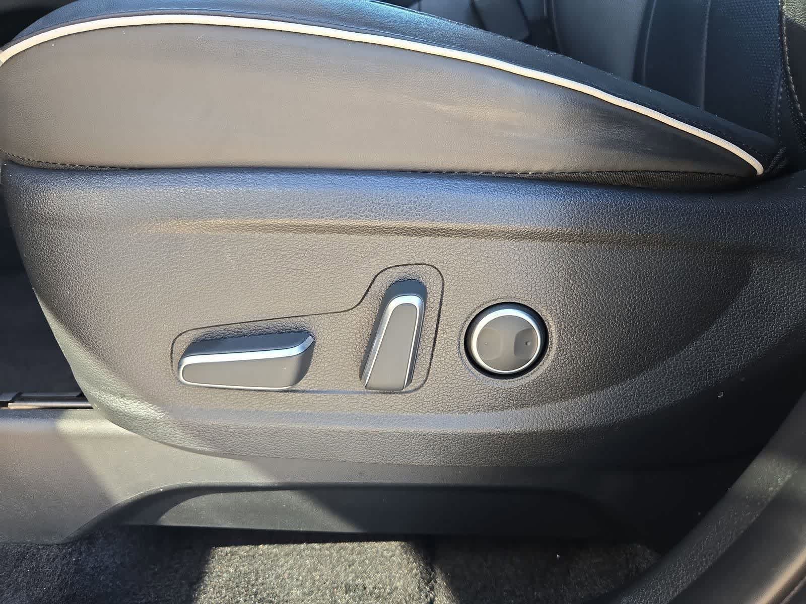 Thumbnail: 2023 Hyundai Palisade - 17