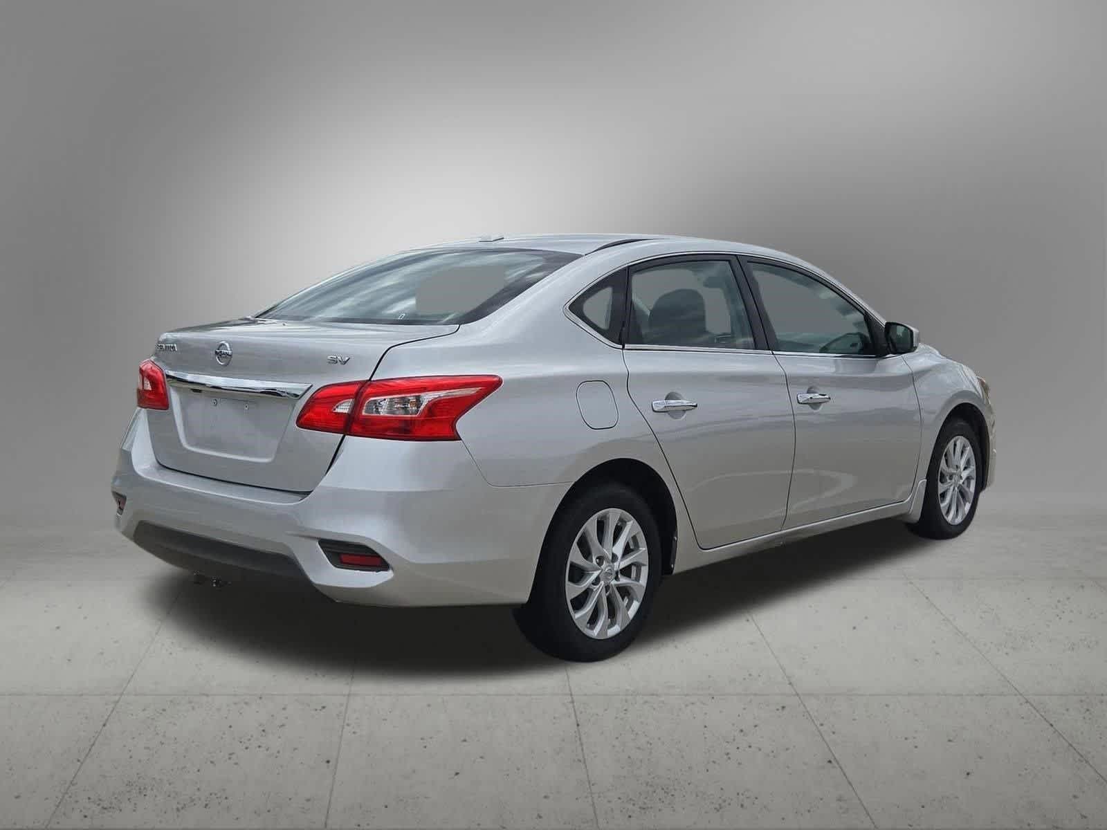 Thumbnail: 2019 Nissan Sentra - 6