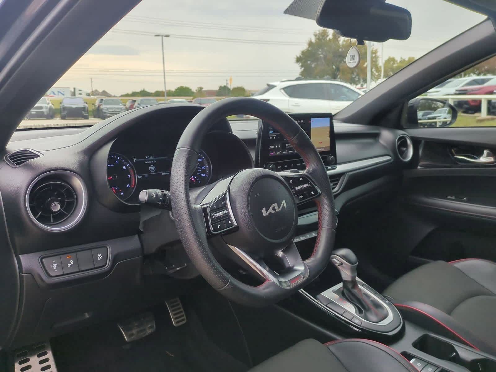 Thumbnail: 2022 Kia Forte - 8