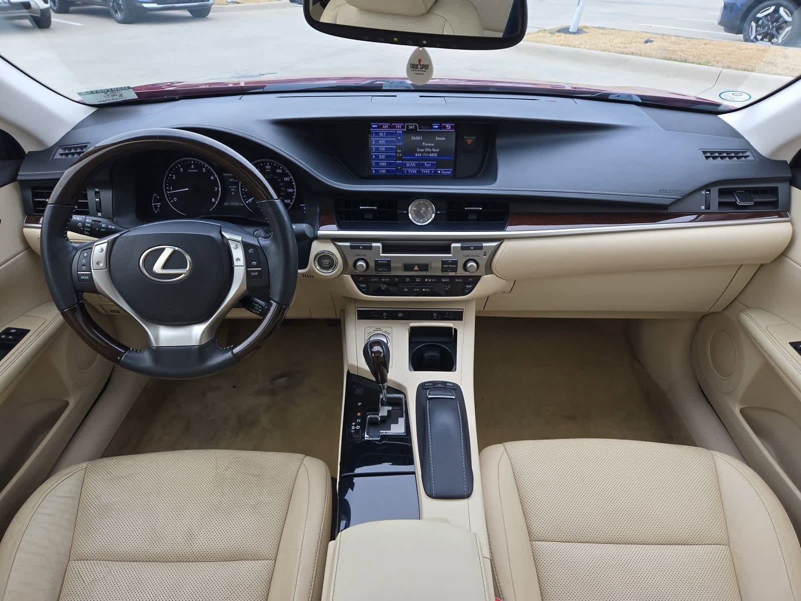 Thumbnail: 2013 Lexus ES - 14