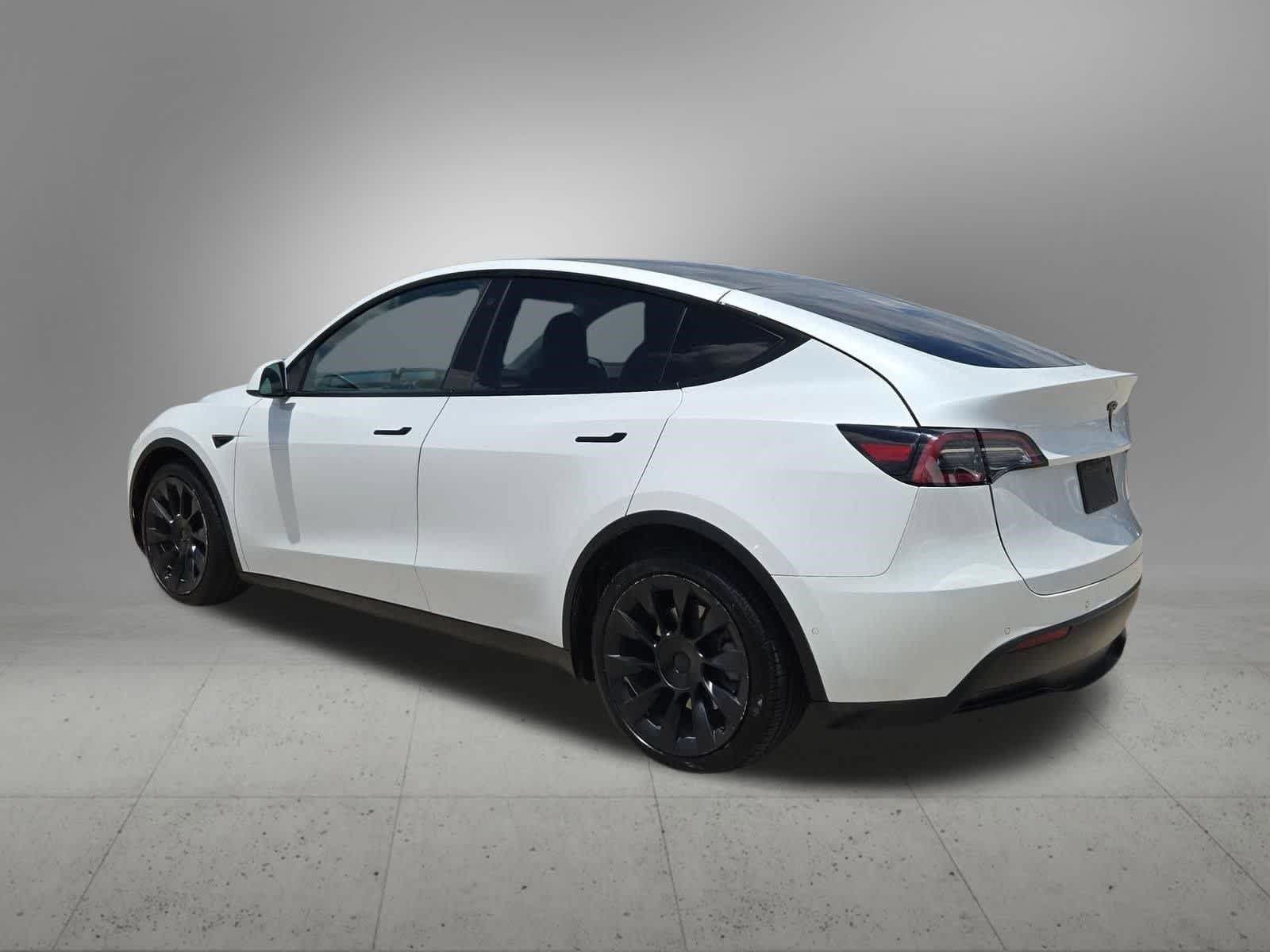 Thumbnail: 2021 Tesla Model Y - 3