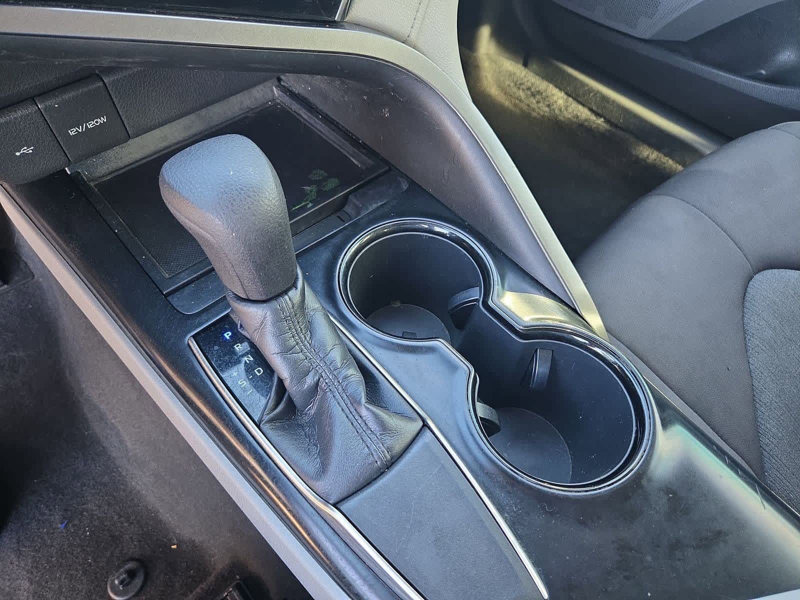 Thumbnail: 2020 Toyota Camry - 29