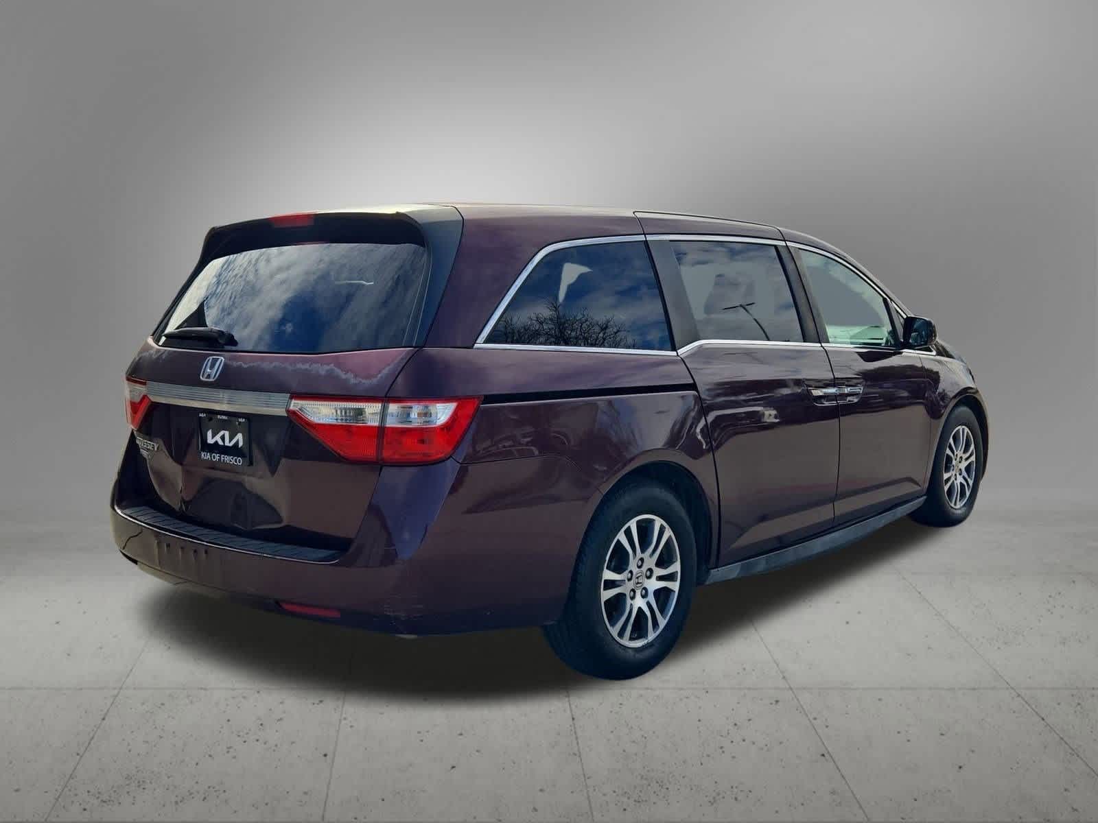 Thumbnail: 2012 Honda Odyssey - 6