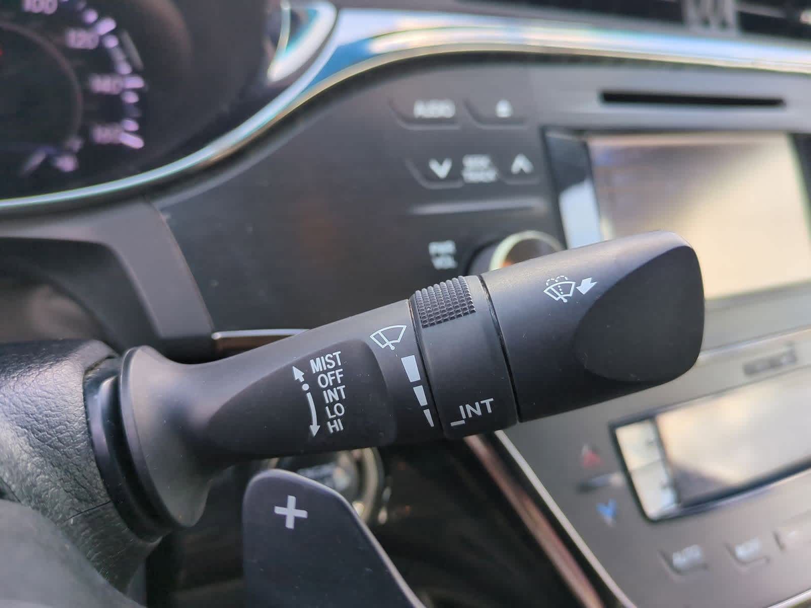 Thumbnail: 2013 Toyota Avalon - 27