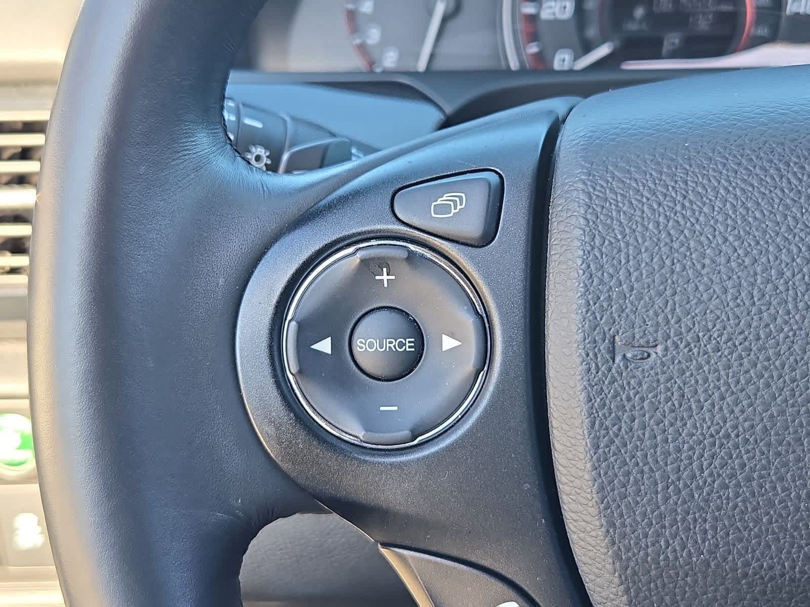 Thumbnail: 2015 Honda Accord - 23